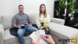 Ev Taşıma Bahanesiyle Kocasının Yanında Karısını Sikiyor